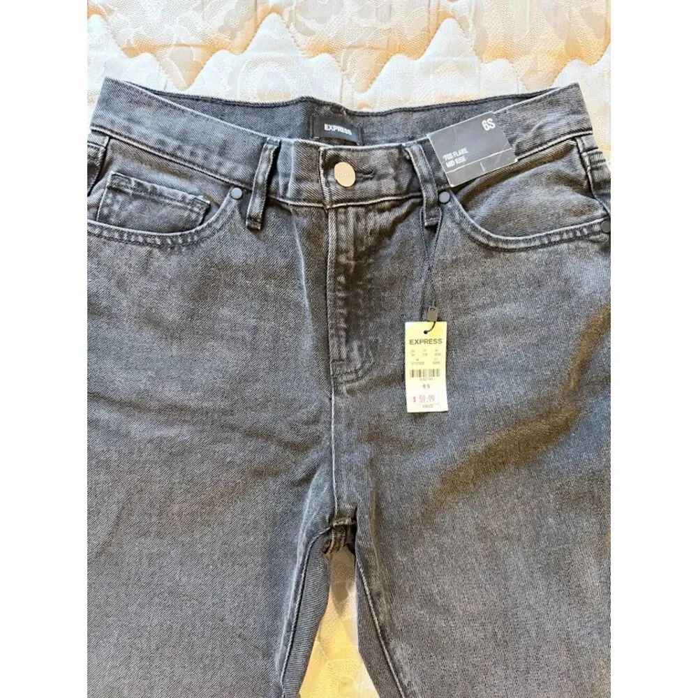 Express ‘70s Flare Mid Rise Jeans Size 6S – Dark Gray NWT Women’s